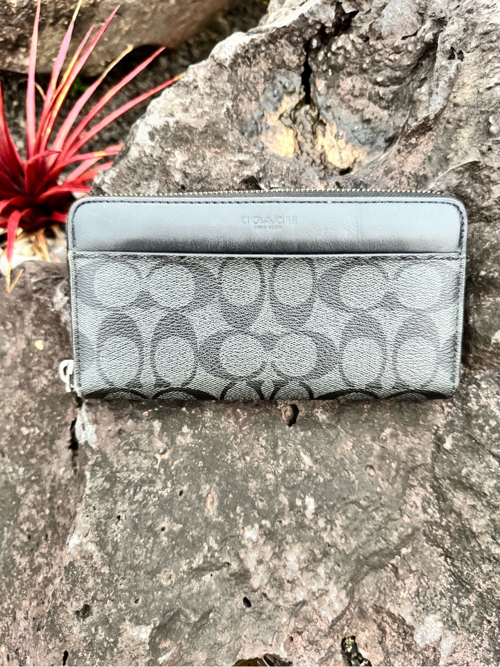 Coach Signature Black Gray Zip Around Accordion Wallet